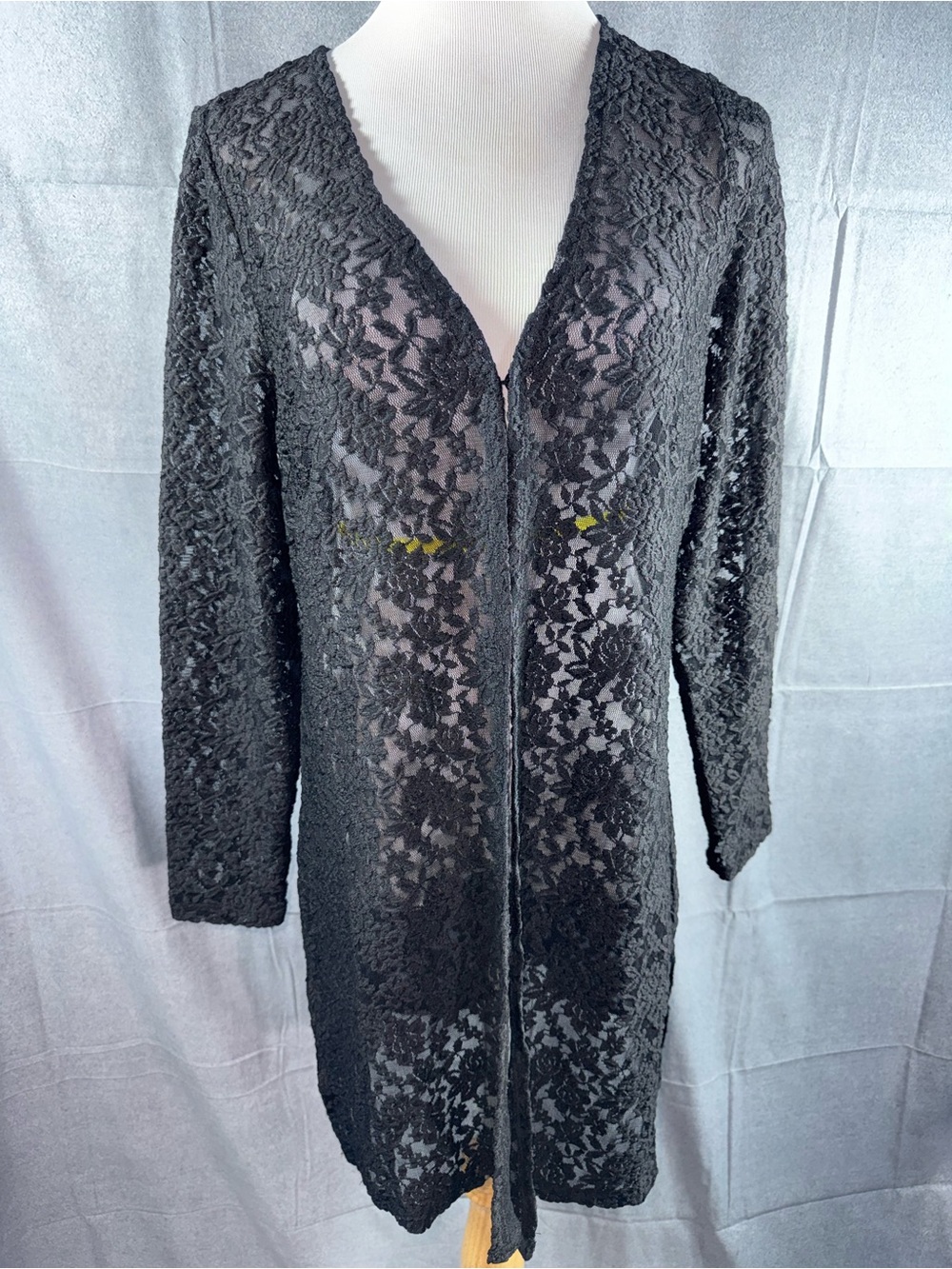2541-Susan Graver Black Sheer Floral Lace Long-Sleeve Duster